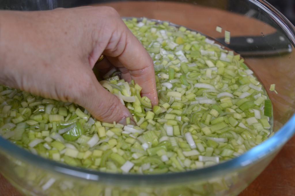 Cottage Pie - wash leeks