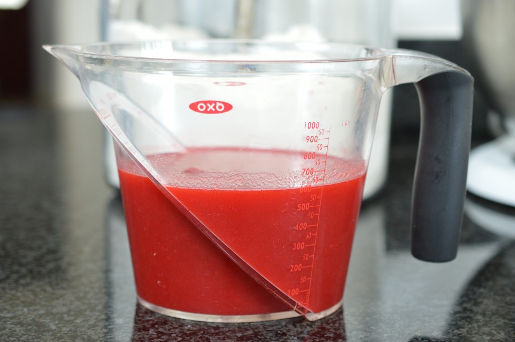 Raspberries - curd - jug