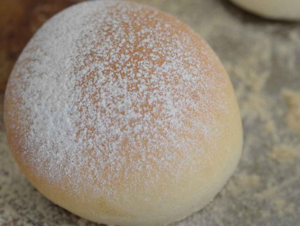 Soft white roll - single cooked