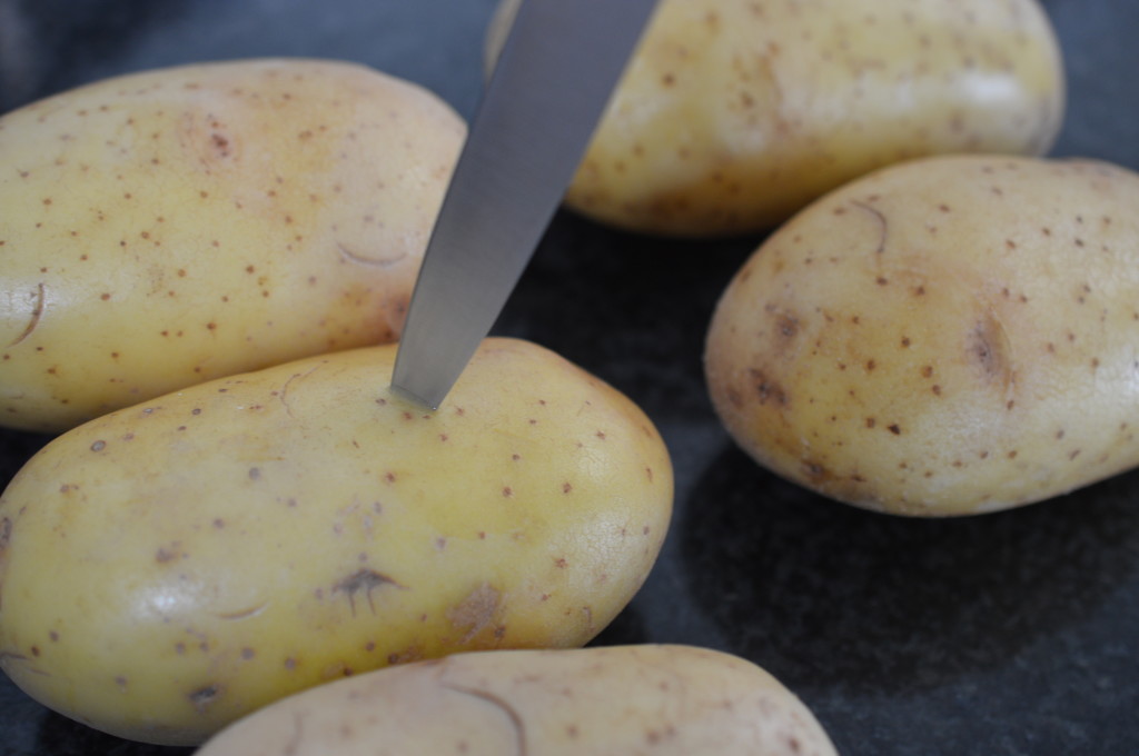Cheddar Souffle Potatoes 1
