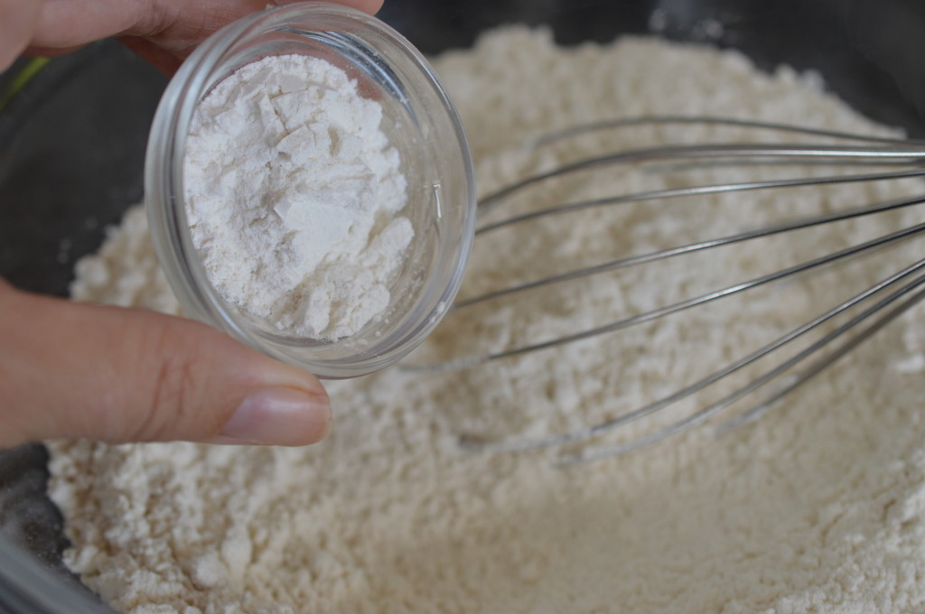 Gooseberry and Elderflower Cake 2