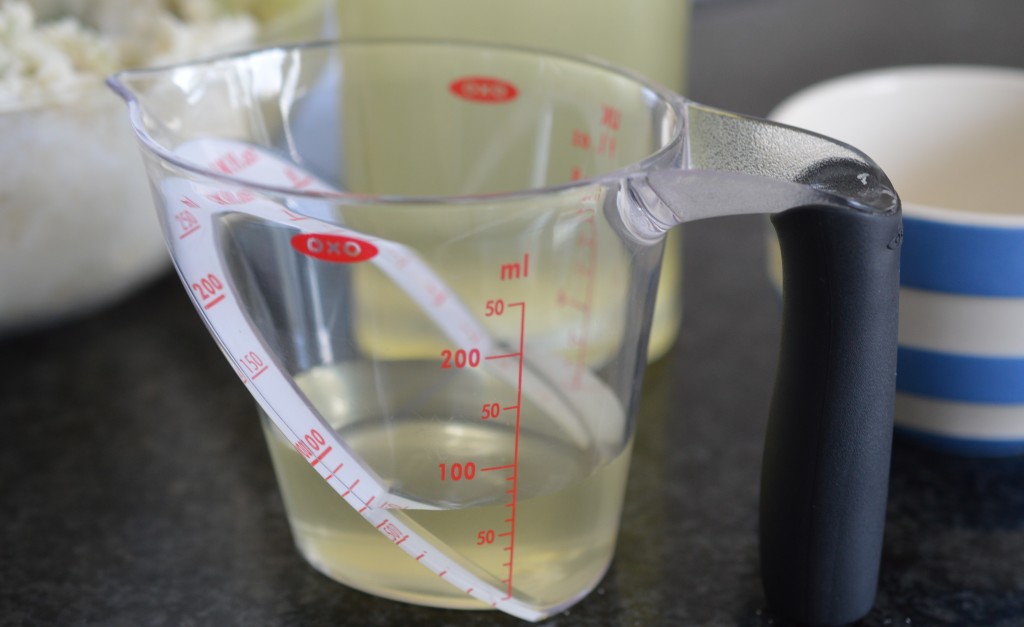 Gooseberry and Elderflower Cake 8