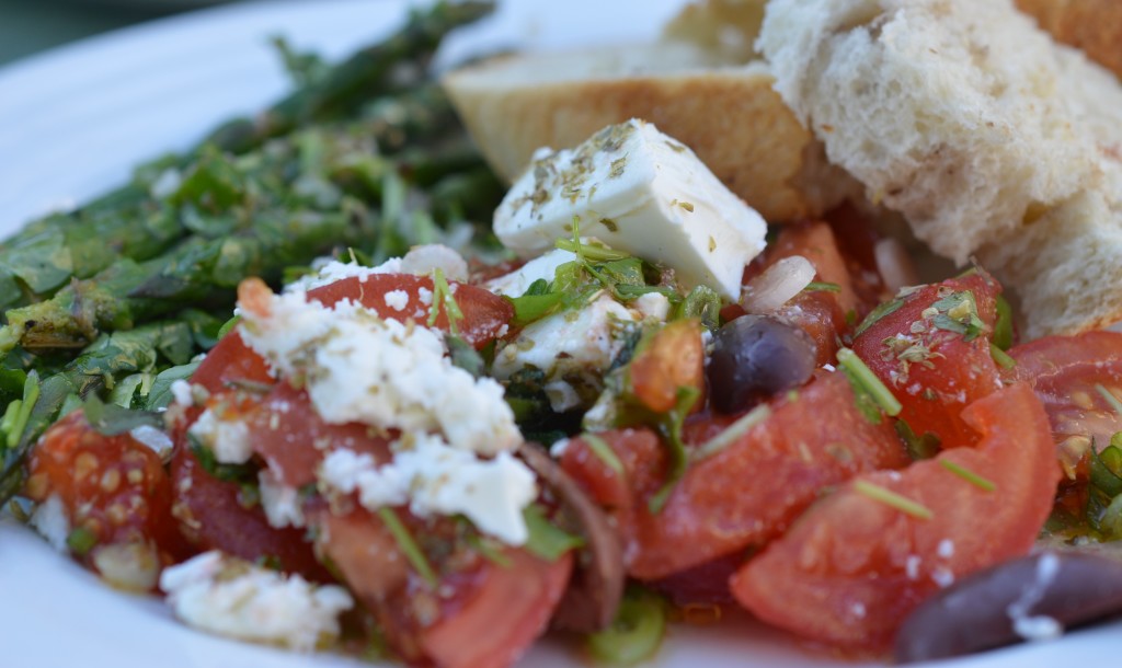 Greek-style tomato salad 1